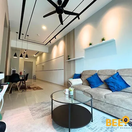 New Listing Klang With Netflix Wifi Swimming Pool View Apartment Luaran gambar