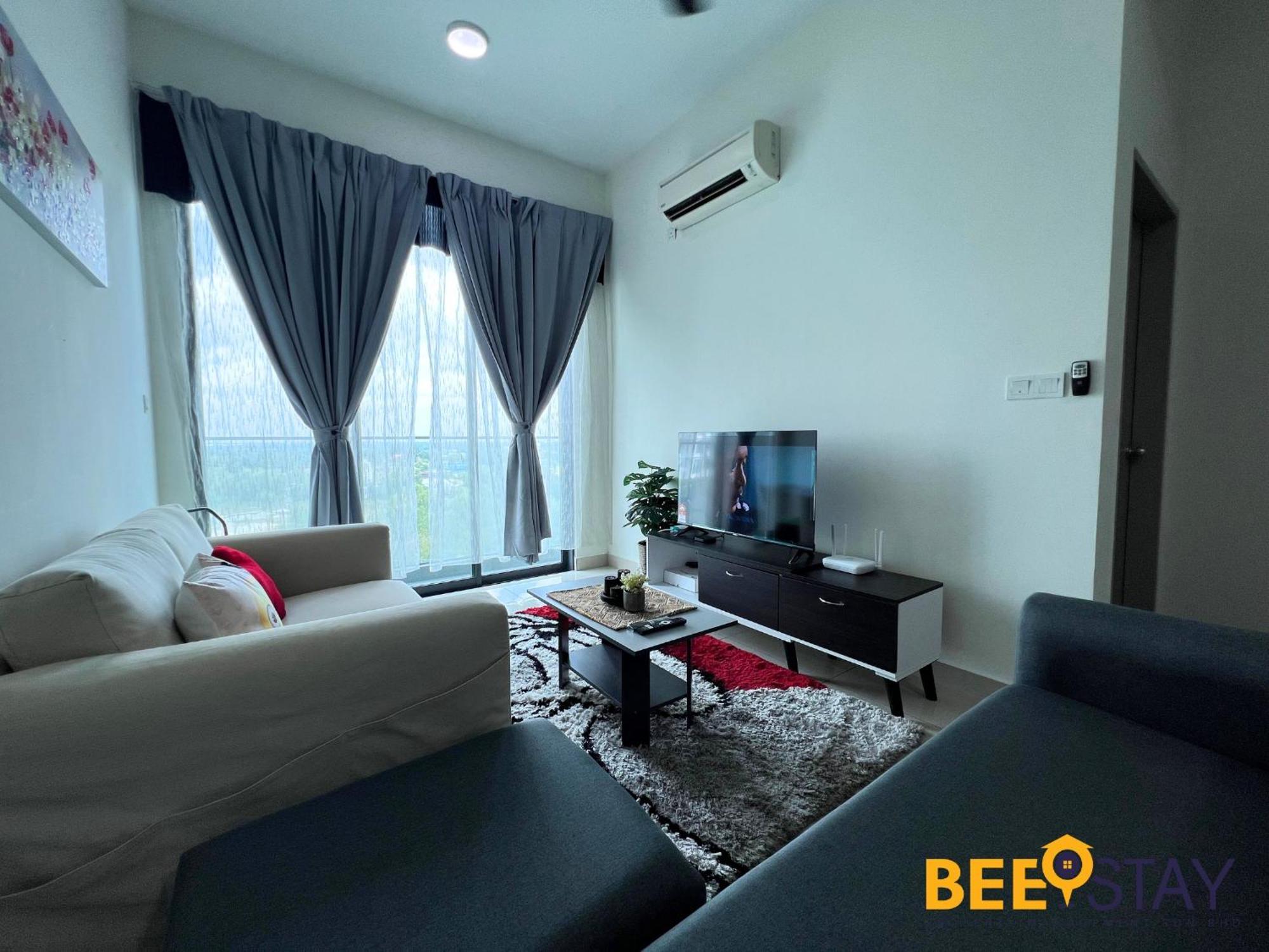 New Listing With Netflix Wifi Swimming Pool View * Klang