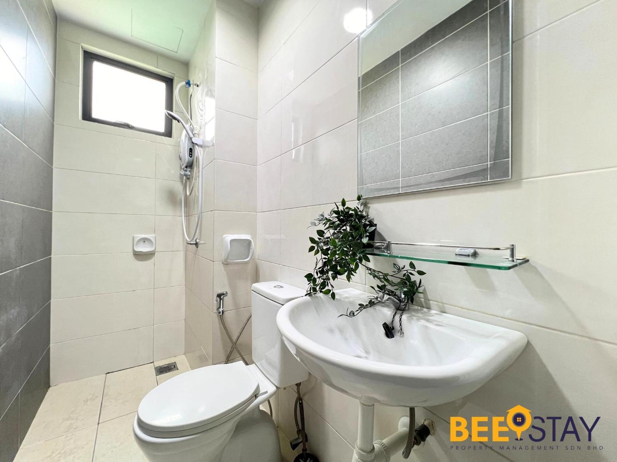 New Listing With Netflix Wifi Swimming Pool View Klang