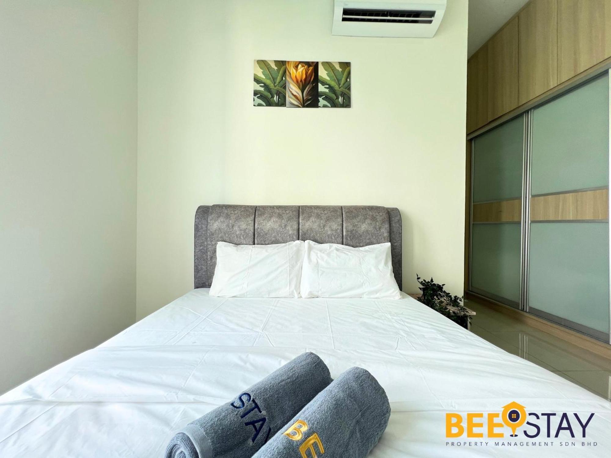 New Listing With Netflix Wifi Swimming Pool View Apartment Klang
